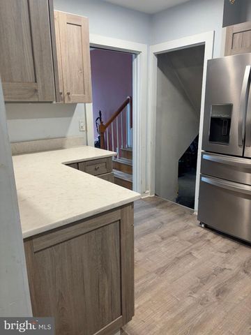 6 TENBURY RD, Lutherville Timonium, MD 21093