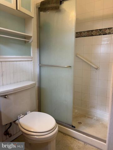 6 TENBURY RD, Lutherville Timonium, MD 21093