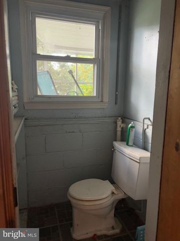 6 TENBURY RD, Lutherville Timonium, MD 21093
