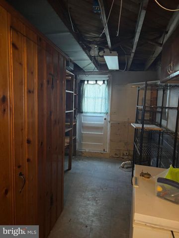 6 TENBURY RD, Lutherville Timonium, MD 21093
