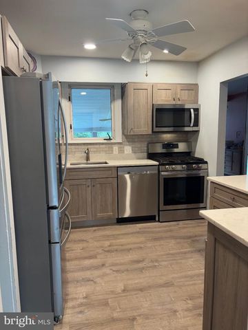 6 TENBURY RD, Lutherville Timonium, MD 21093