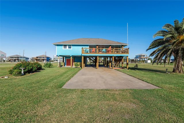 117 S Verdia Drive, Crystal Beach, TX 77650