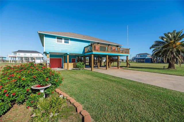 117 S Verdia Drive, Crystal Beach, TX 77650
