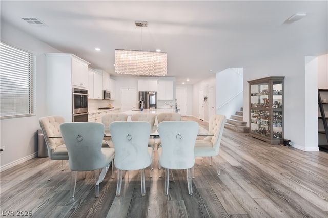 10124 Skye Saddle Avenue, Las Vegas, NV 89166