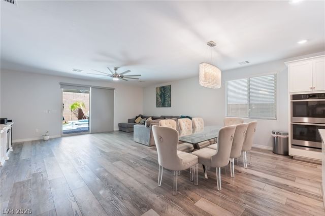 10124 Skye Saddle Avenue, Las Vegas, NV 89166