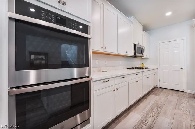 10124 Skye Saddle Avenue, Las Vegas, NV 89166