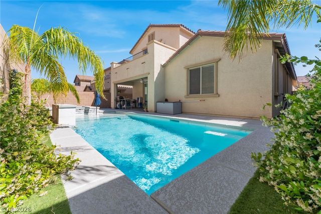 10124 Skye Saddle Avenue, Las Vegas, NV 89166