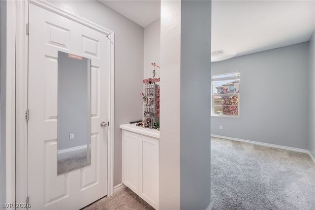 10124 Skye Saddle Avenue, Las Vegas, NV 89166