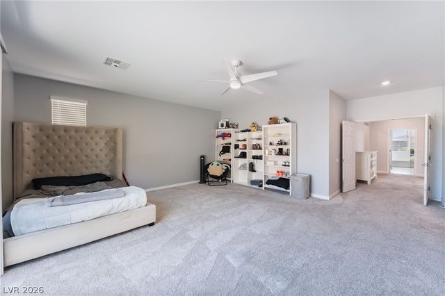 10124 Skye Saddle Avenue, Las Vegas, NV 89166