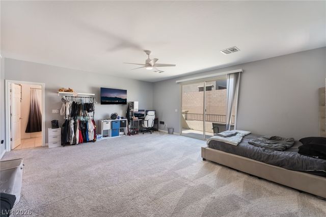 10124 Skye Saddle Avenue, Las Vegas, NV 89166