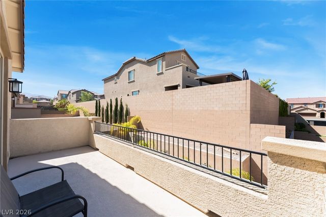 10124 Skye Saddle Avenue, Las Vegas, NV 89166