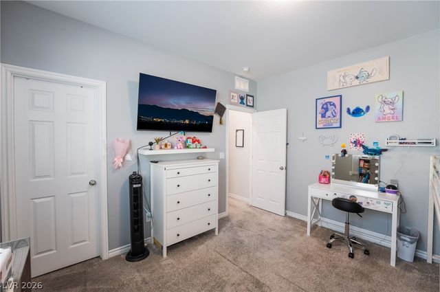 10124 Skye Saddle Avenue, Las Vegas, NV 89166