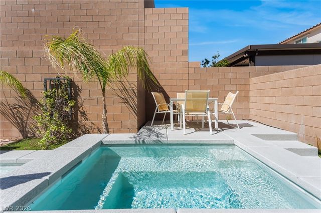 10124 Skye Saddle Avenue, Las Vegas, NV 89166