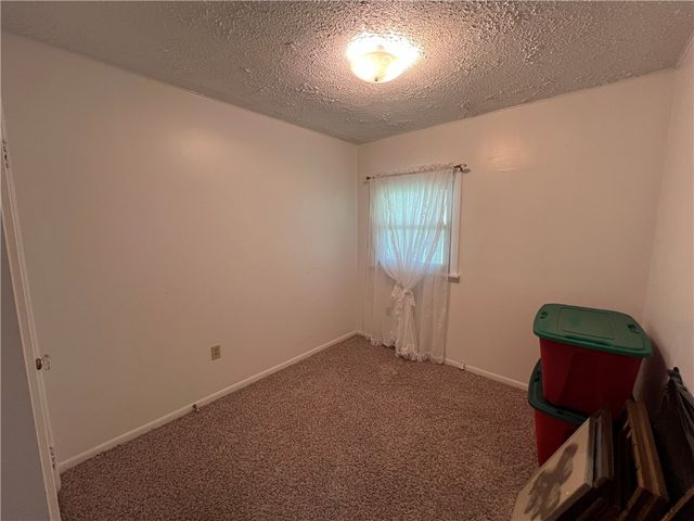 203 Carson St, Springdale Twp, PA 15144