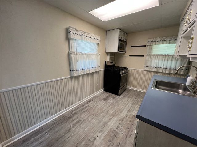 203 Carson St, Springdale Twp, PA 15144