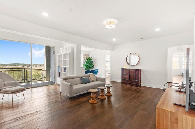 7573 LAUREATE BOULEVARD 1-307, Orlando, FL 32827