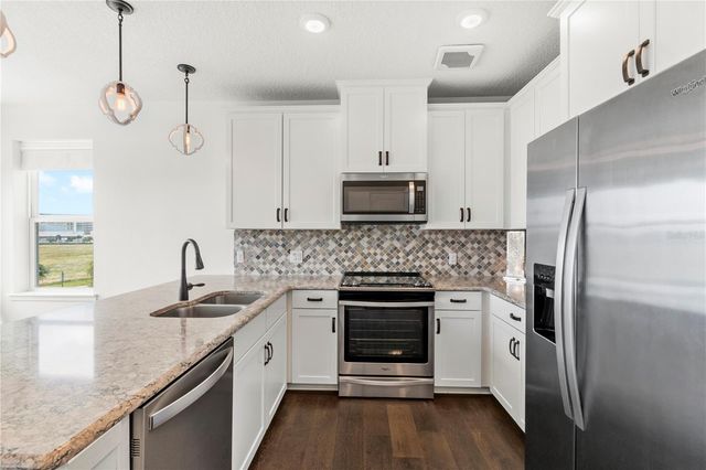 7573 LAUREATE BOULEVARD 1-307, Orlando, FL 32827