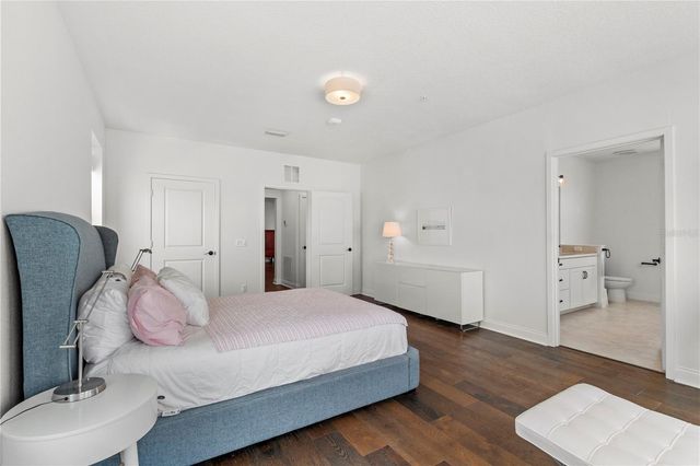 7573 LAUREATE BOULEVARD 1-307, Orlando, FL 32827