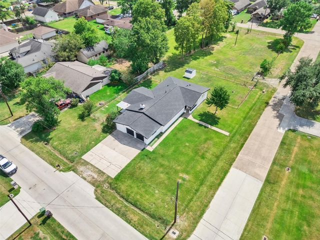 1302 Avenue I, South Houston, TX 77587