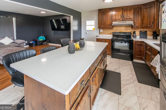 850 Briarwood Trail, Douglasville, GA 30134