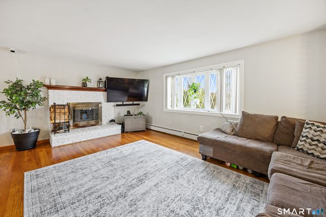 62 White Birch Drive, Waterbury, CT 06708