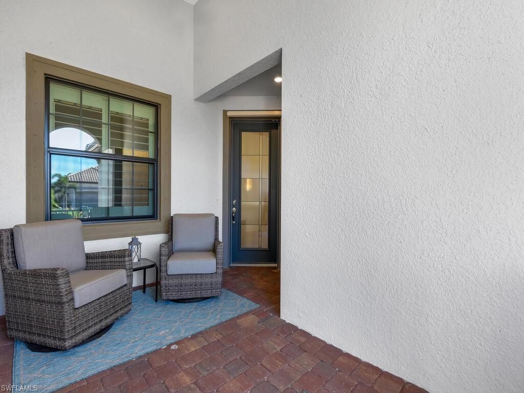 11694 Canal Grande DR, FORT MYERS, FL 33913 — photo 5