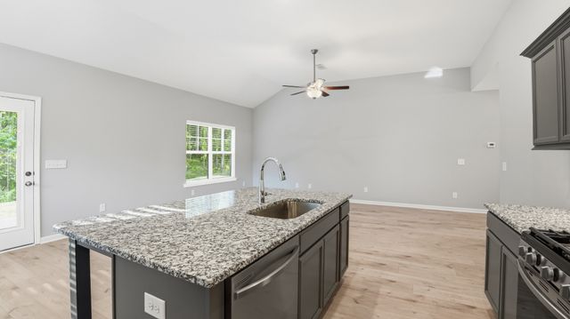 164 Stillwater Way, Tullahoma, TN 37388