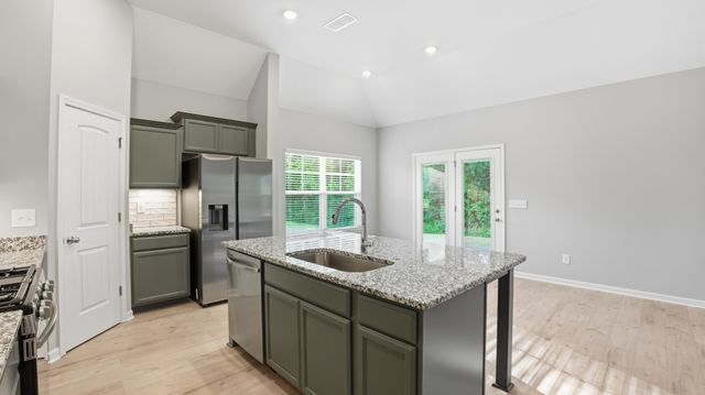 164 Stillwater Way, Tullahoma, TN 37388