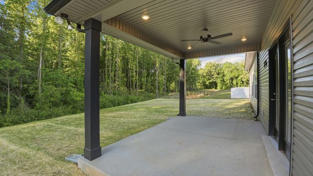 164 Stillwater Way, Tullahoma, TN 37388