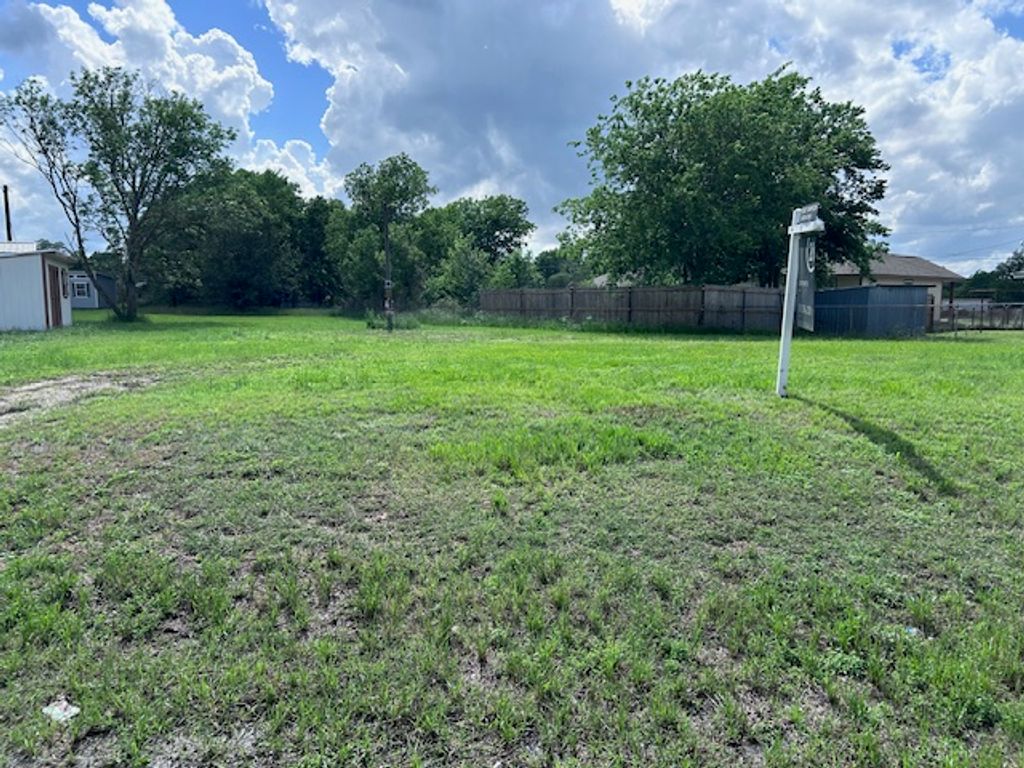 1100 State Highway 36 S, Caldwell, TX 77836 — exterior