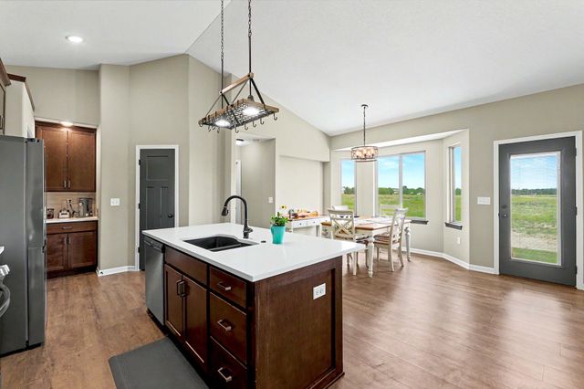 2594 Spring Meadows Ct, Derby, KS 67037