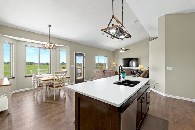 2594 Spring Meadows Ct, Derby, KS 67037