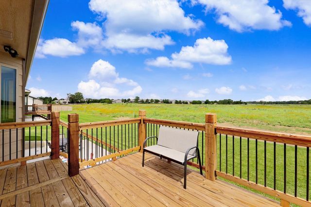 2594 Spring Meadows Ct, Derby, KS 67037