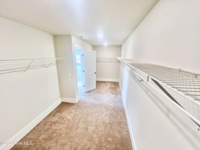 111 Ballantine Grove Lane, Newport, NC 28570