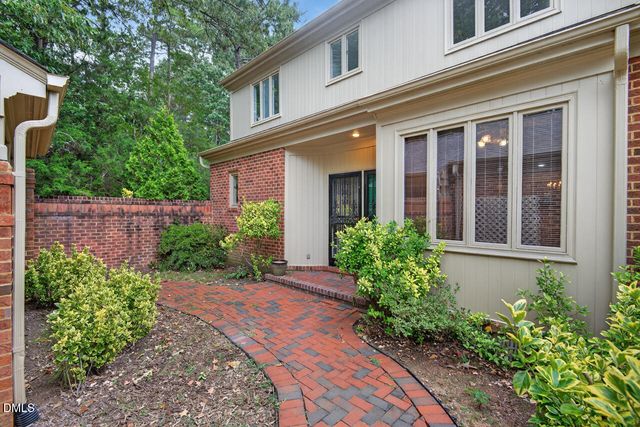 10 Innisfree Drive, Durham, NC 27707