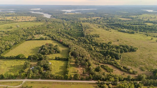 7804 S State Highway 125, Protem, MO 65733