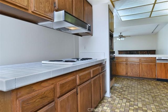 4061 Falling Leaf, Encino, CA 91316