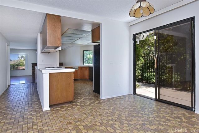 4061 Falling Leaf, Encino, CA 91316