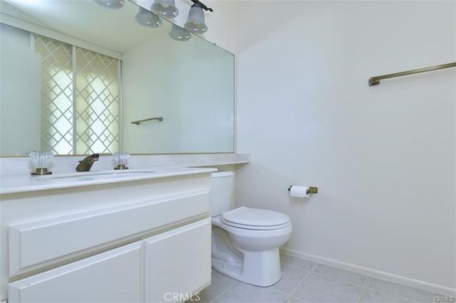 4061 Falling Leaf, Encino, CA 91316