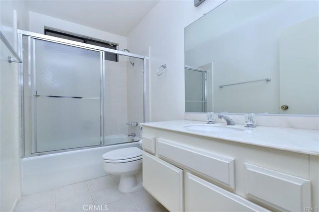 4061 Falling Leaf, Encino, CA 91316