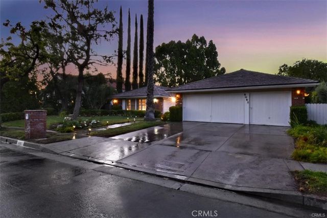 4061 Falling Leaf, Encino, CA 91316