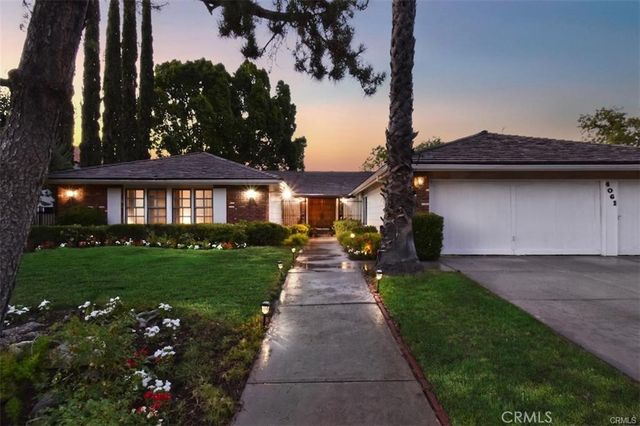 4061 Falling Leaf, Encino, CA 91316