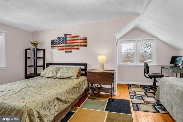 1972 DOUGLAS DRIVE, Carlisle, PA 17013