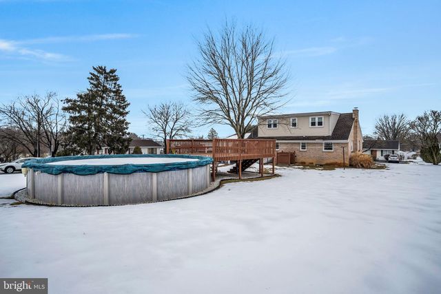 1972 DOUGLAS DRIVE, Carlisle, PA 17013