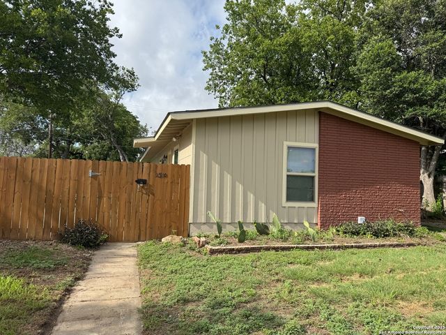 2310 Ingleside, San Antonio, TX 78213