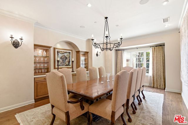 3843 Rock Hampton Drive, Tarzana, CA 91356
