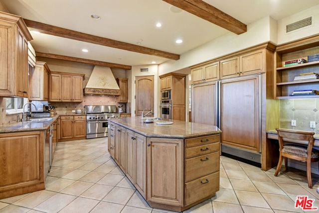 3843 Rock Hampton Drive, Tarzana, CA 91356