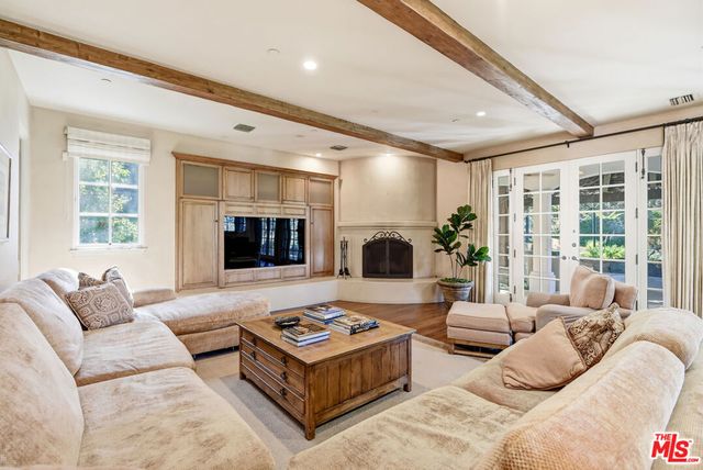 3843 Rock Hampton Drive, Tarzana, CA 91356