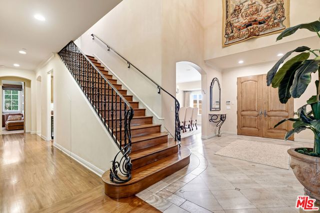 3843 Rock Hampton Drive, Tarzana, CA 91356