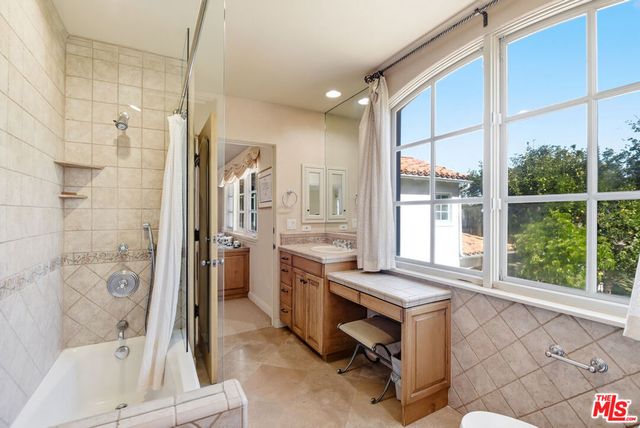 3843 Rock Hampton Drive, Tarzana, CA 91356